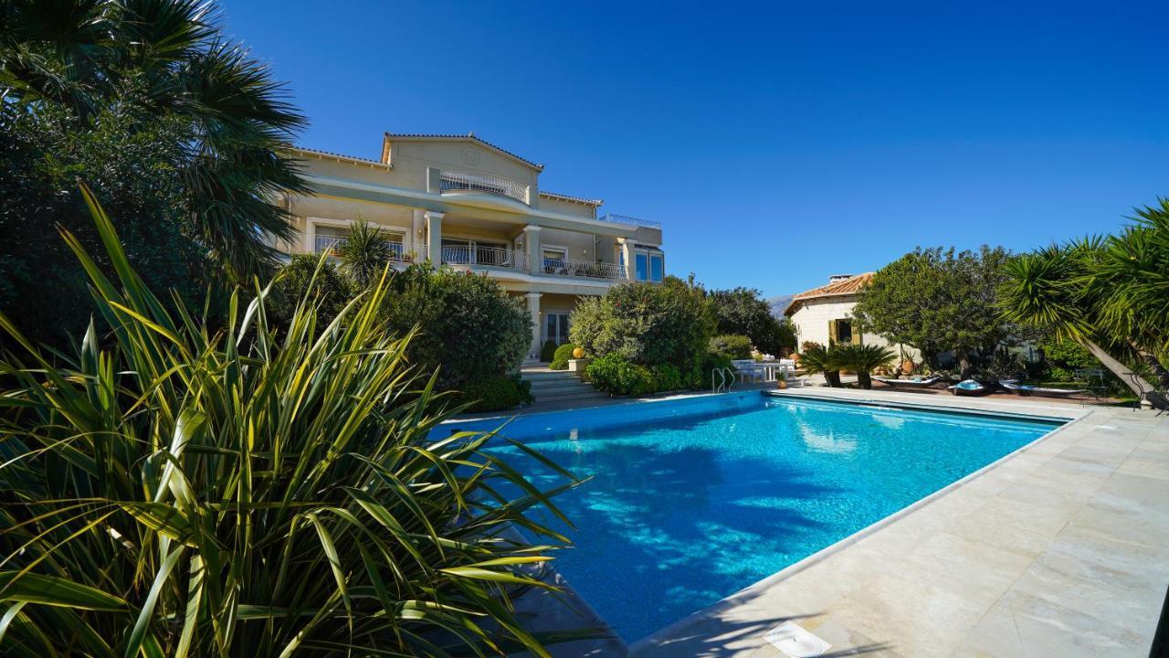 Luxury Villa Allure Dhafnes Dış mekan fotoğraf