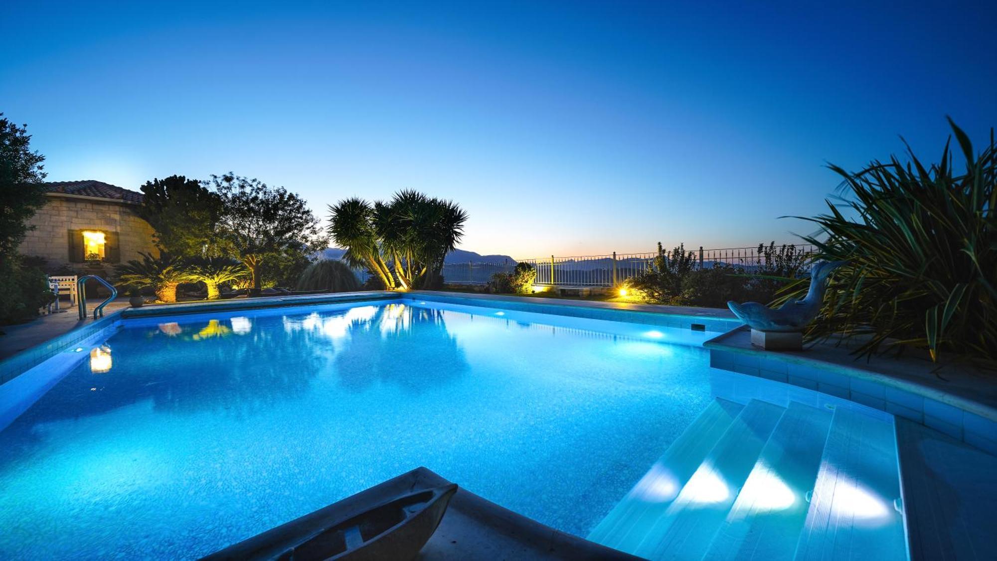Luxury Villa Allure Dhafnes Dış mekan fotoğraf