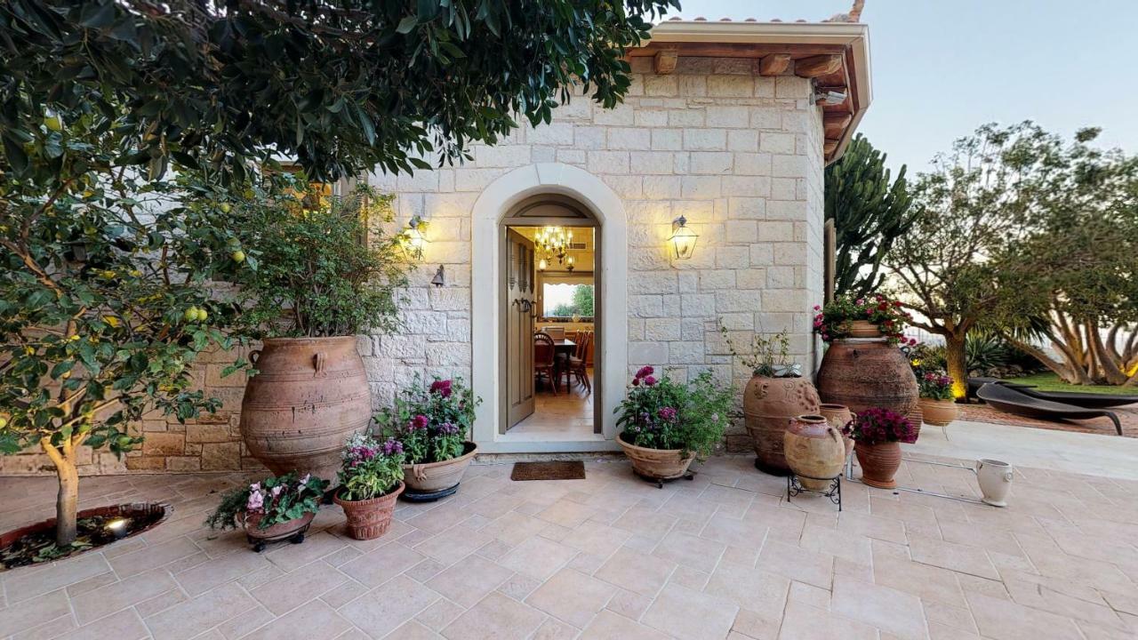 Luxury Villa Allure Dhafnes Dış mekan fotoğraf